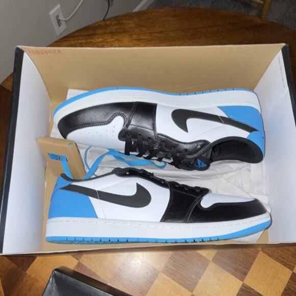 Nike Air Jordan 1 Retro Low OG Powder Blue White Black CZ0790-104 men’s 14